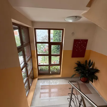 Cozy One Bedroom In Near Gondola With Wi Fi Lejlighed