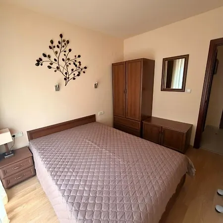 アパート Cozy One Bedroom In Near Gondola With Wi Fi バンスコ