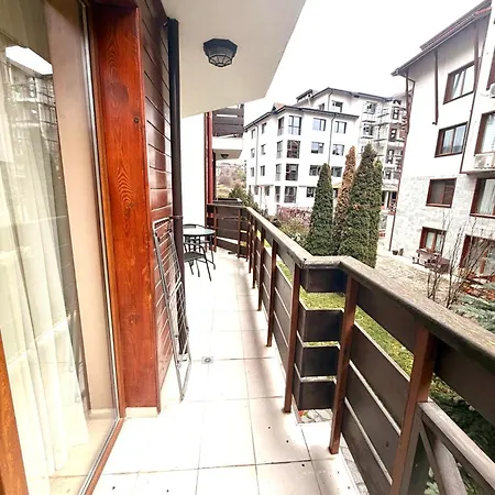 アパート Cozy One Bedroom In Near Gondola With Wi Fi バンスコ